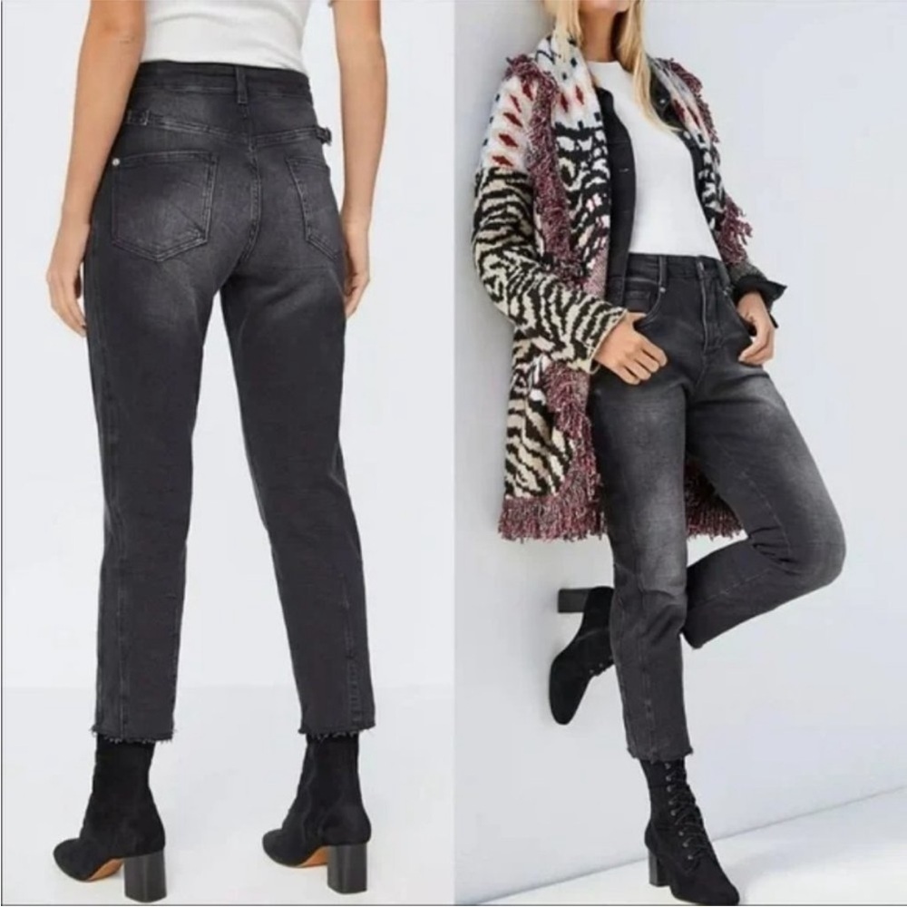 ANTHRO PILCRO Boyfriend Boho Grunge Cropped Raw Hem Buckle Detail Jeans